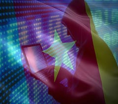 Cameroonian Hacker extradited from France Hacker camerounais kamer