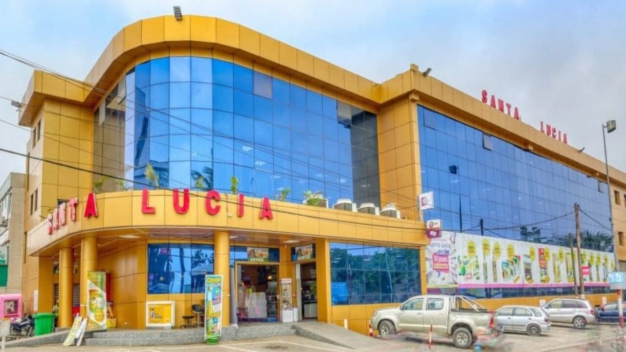 Recrutement santa lucia cameroun 2025-2026 2027 Yaounde Douala bonamoussadi complexe